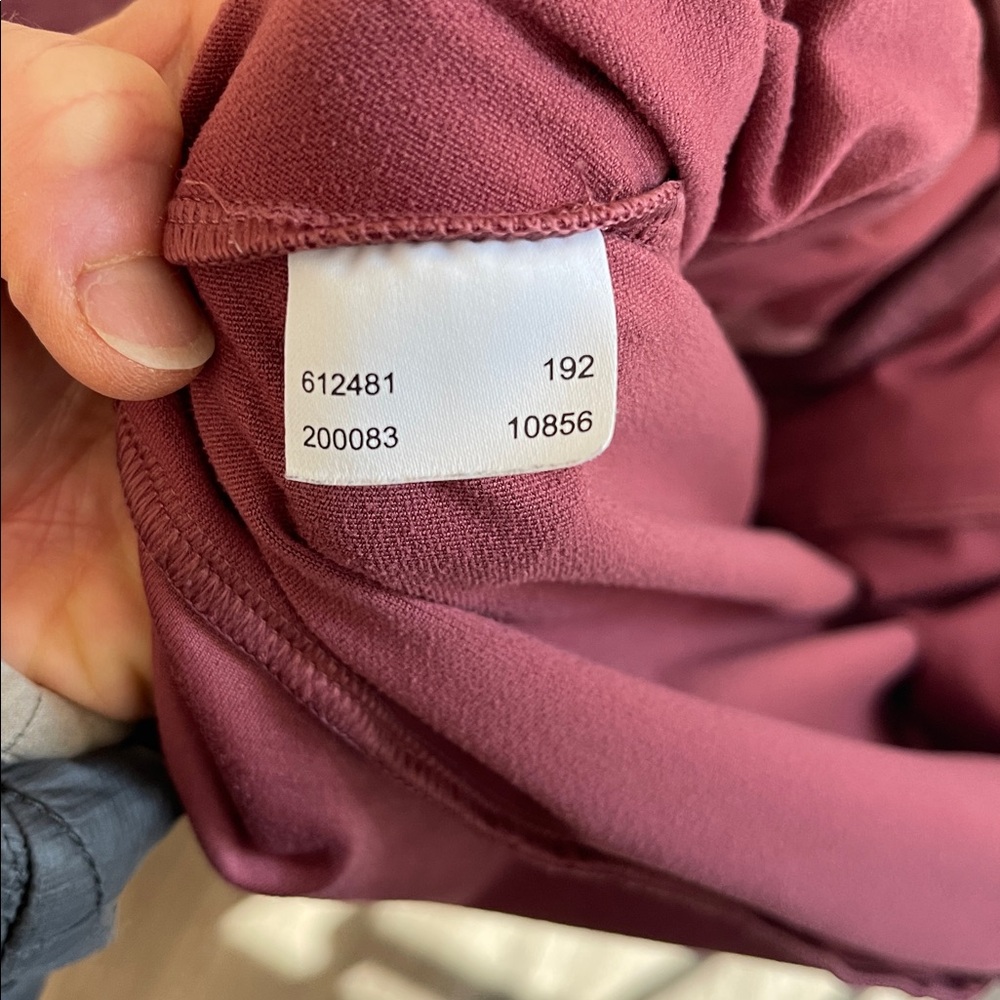 Odlo Millennium Yakwarm Hooded Jacket Women’s XS Red - Picture 8 of 8
